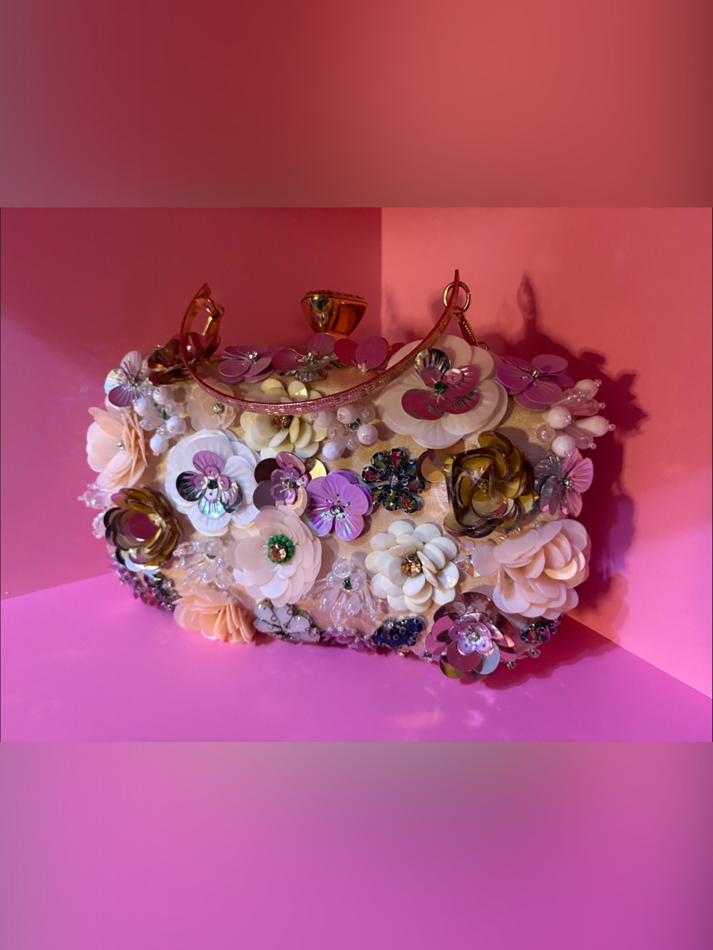 Floral Embellished Pink Sequin Flower Clutch